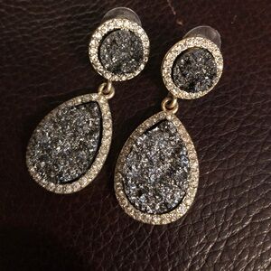 Park Lane gray druzy and rhinestone w/ gold chain